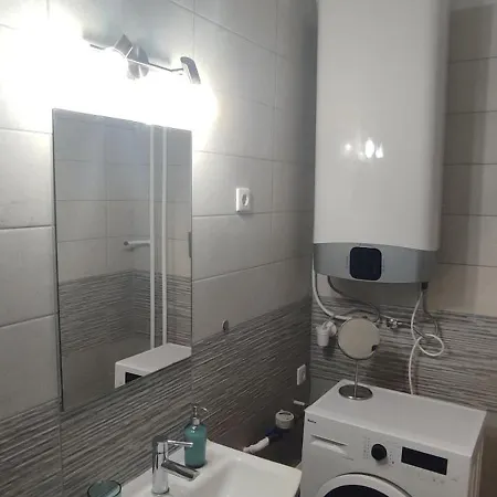 Grey Deluxe Apartman